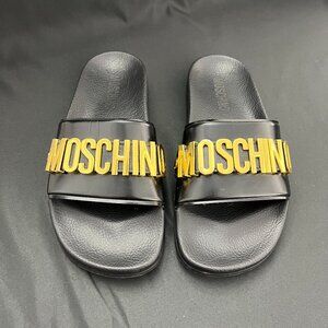 Moschino Black Lettering Logo Pool Slides - size = IT 38